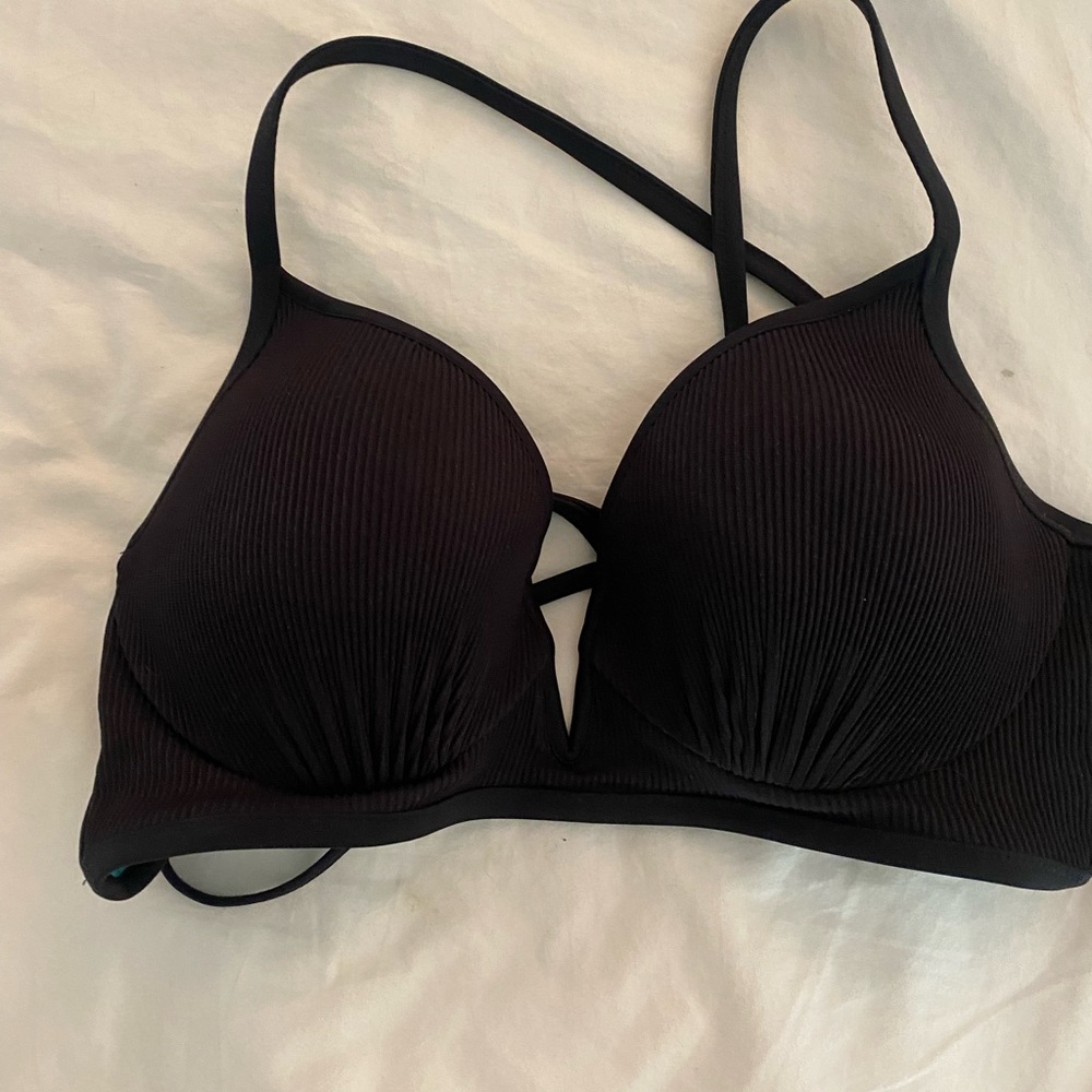 Shade & Shore Ribbed Bikini - Picture 6 of 7